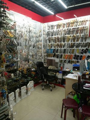 遜迪格五金鎖業(yè) 專注五金配件，批發(fā)零售一體化的可靠選擇